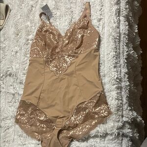 Lace Detail Shapewear Bodysuit in Tan